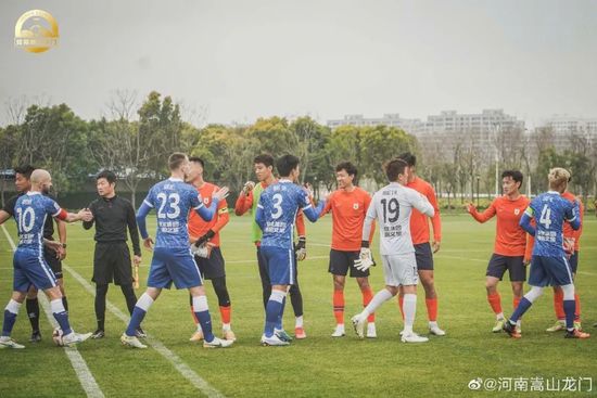钱红燕此刻恐惧无比，哆哆嗦嗦的翻开了第二张报告。